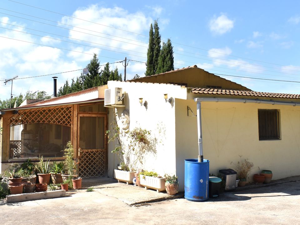 Country house for sale in Vinebre, Tarragona province € 142,000 Ref